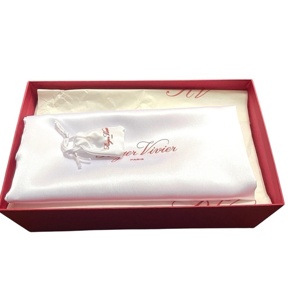 Roger Vivier Belle Vivier Trompette Patent Leather Pumps – Size 35.5 EU / 5.5 US - Picture 9 of 10